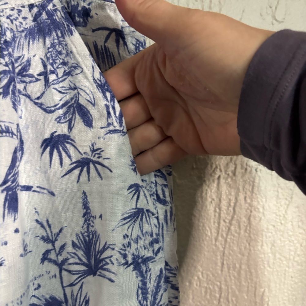 Joie Linen Blue and White Tropical Print Skirt - Picture 3 of 6